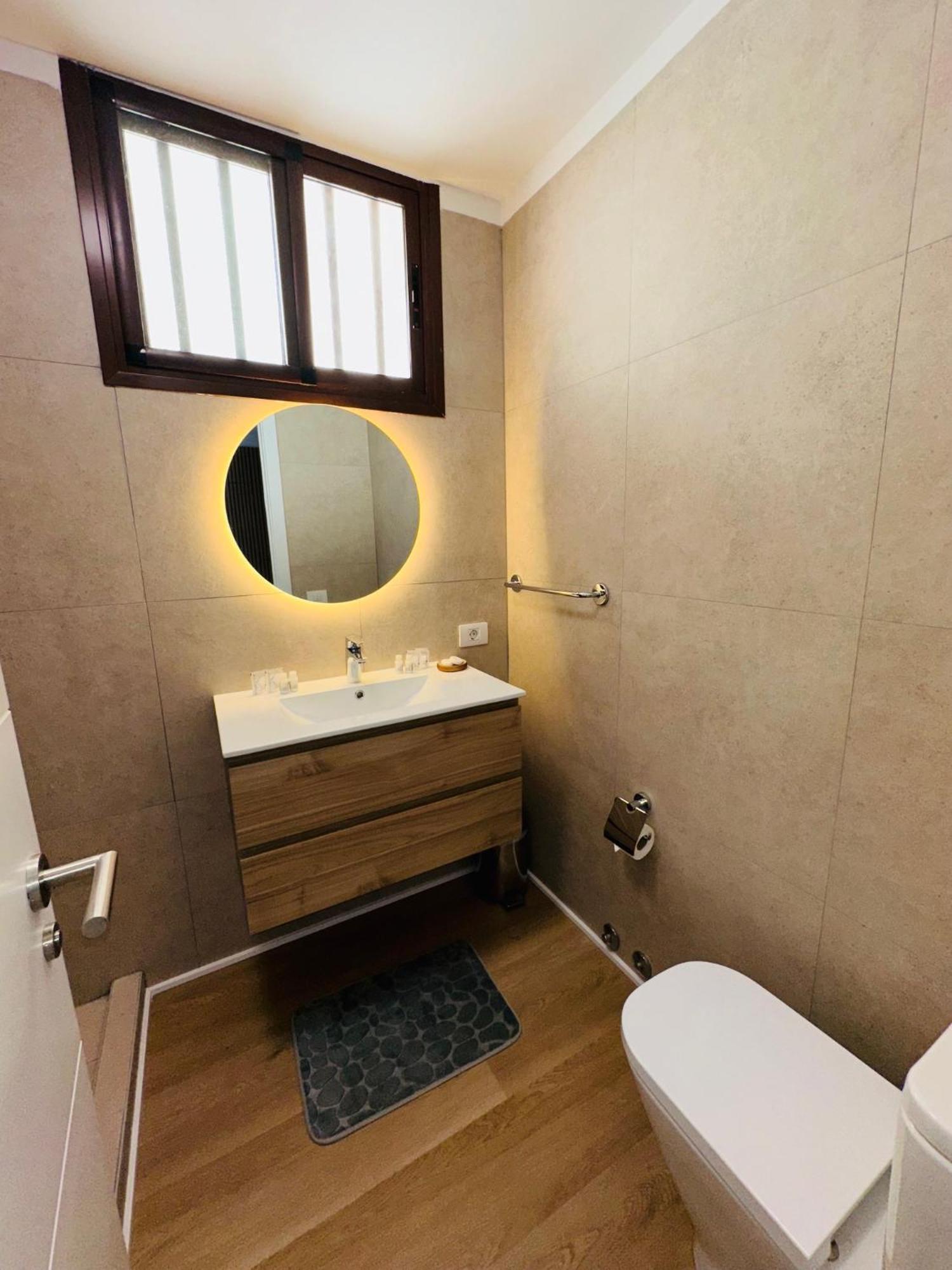 En Playa Las Vistas. Veramar. Free Parking, Pool! Los Cristianos  Exterior photo